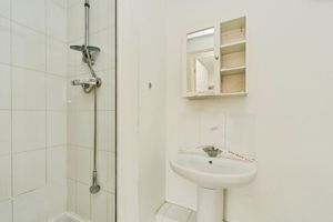 Photo 16- click for photo gallery